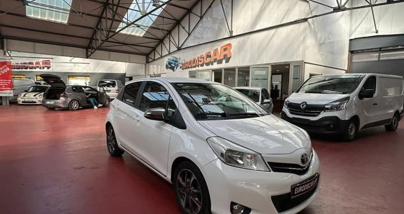 Utilisé 2014 Toyota Yaris Citadine | 8 900 € - Image 1/4