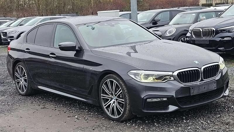 Gris Occasion 2018 BMW 520 Efficient Dynamics Berline | 17 500 € - Image 1/2
