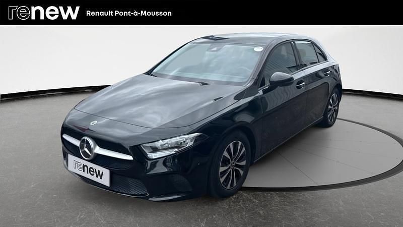 Noir Utilisé 2021 Mercedes A160 Style Berline | 22 323 € (Bon prix) - Image 1/4