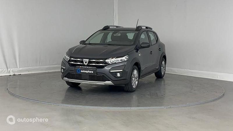 Gris Utilisé 2021 Dacia Sandero Comfort Berline | 14 299 € (Prix juste) - Image 1/4
