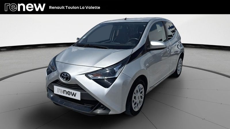 Gris Utilisé 2021 Toyota Aygo X-play Citadine | 9 990 € (Bon prix) - Image 1/4