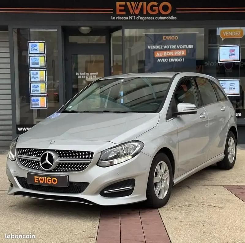 Gris Occasion 2017 Mercedes B180 Monospace | 14 480 € (Bon prix) - Image 1/4