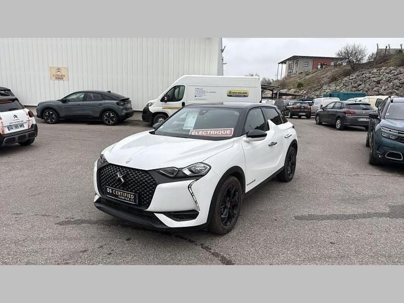 Blanc Utilisé 2022 DS Automobiles DS3 Crossback E-Tense Performance SUV | 18 090 € - Image 1/4