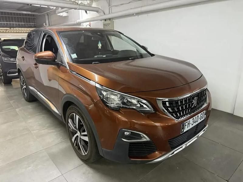 Brun Utilisé 2019 Peugeot 3008 Allure SUV | 12 700 € (Bon prix) - Image 1/4