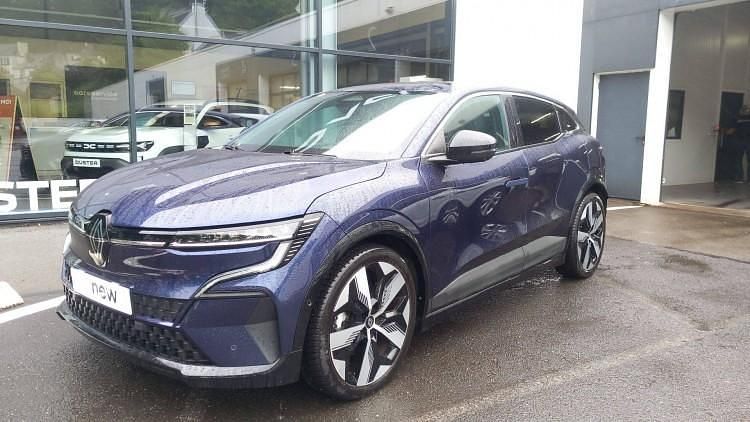 Utilisé 2023 Renault Mégane Techno | 28 490 € (Prix juste) - Image 1/1