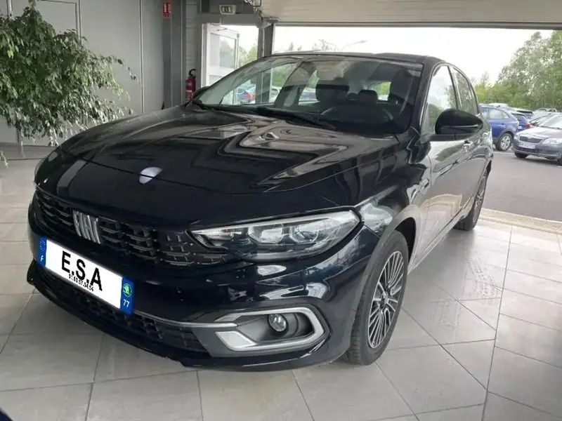 Blanc Utilisé 2021 Fiat Tipo Life Berline | 13 250 € (Bon prix) - Image 1/4