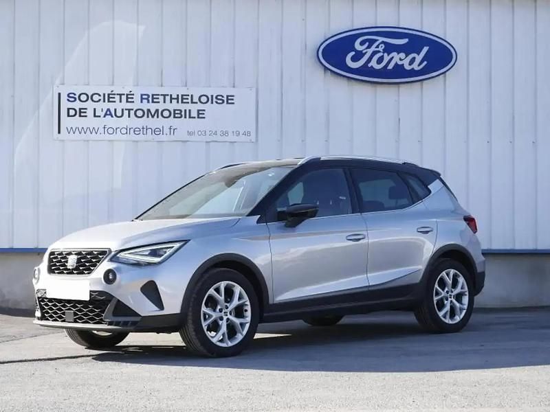 Gris Utilisé 2024 Seat Arona FR SUV | 17 490 € (Prix juste) - Image 1/4