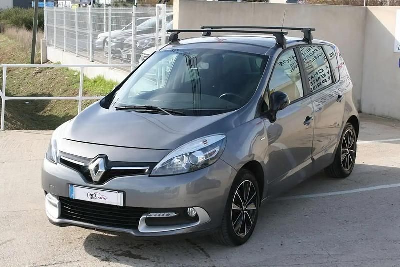 Gris Utilisé 2016 Renault Scénic III LIMITED Monospace | 6 900 € (Bon prix) - Image 1/4