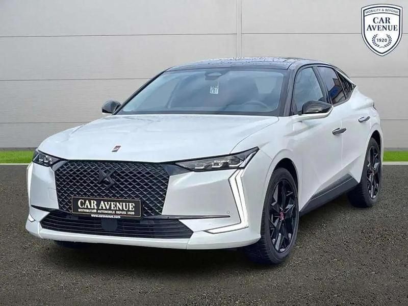 Blanc Utilisé 2023 DS Automobiles DS4 Performance Line Plus Berline | 27 682 € (Bon prix) - Image 1/4