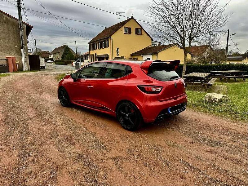 Occasion Renault Clio IV Trophy 220 ch (161 kW) 2016 Berline