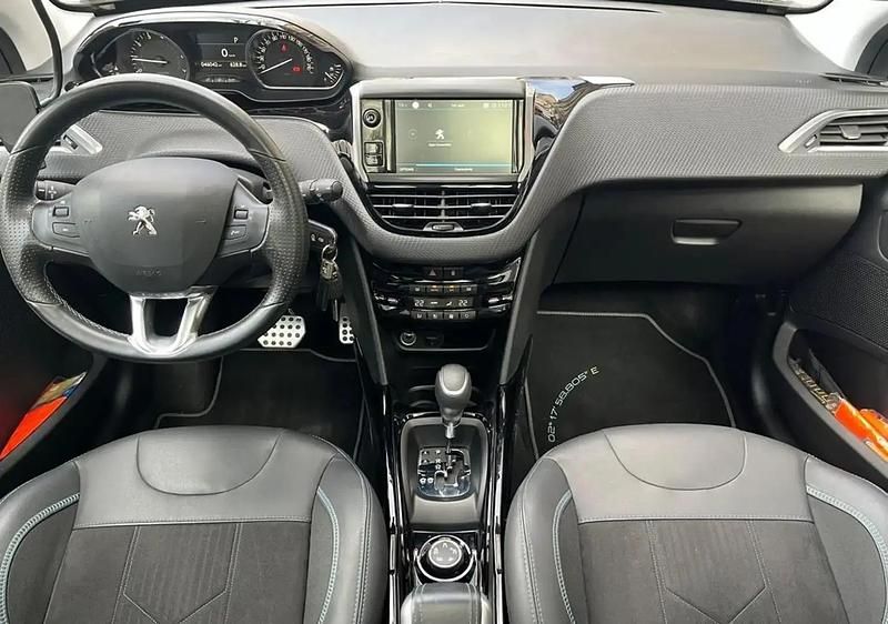 Occasion Peugeot 2008 Crossway 110 ch (80 kW) 2018 Gris SUV