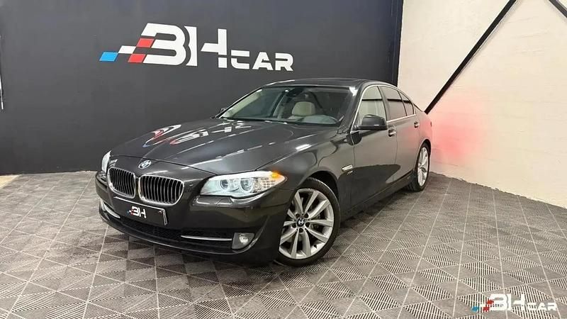Gris Occasion 2011 BMW 535 Berline | 19 990 € - Image 1/4