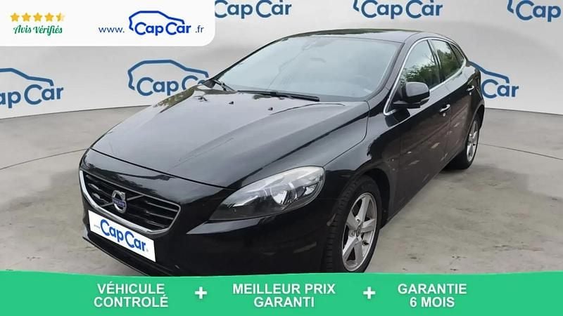 Noir Utilisé 2016 Volvo V40 Business Edition Berline | 12 190 € (Bon prix) - Image 1/4