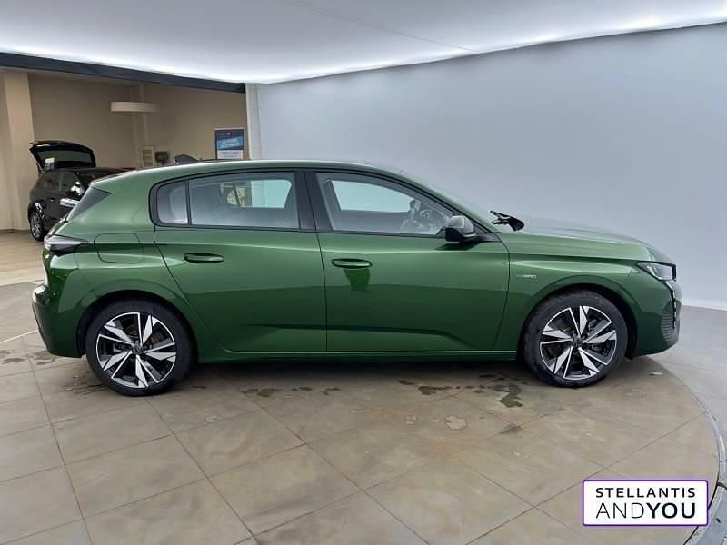Occasion Peugeot 308 Active 180 ch (132 kW) 2023 Vert Berline