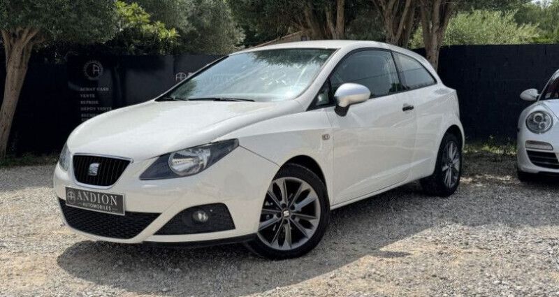 Blanc Utilisé 2010 Seat Ibiza SC Citadine | 6 990 € - Image 1/4