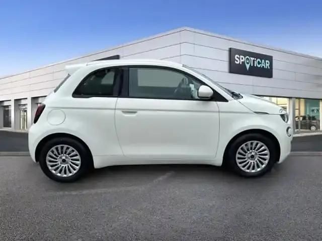 Nouvelle Fiat 500e 2025 Ice white pastel Berline
