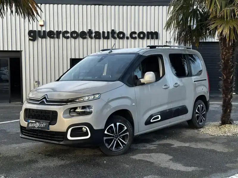 Gris Utilisé 2019 Citroën Berlingo Shine Monospace | 17 990 € (Prix juste) - Image 1/4