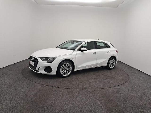 Occasion Audi A3 Sportback e-tron Design 150 ch (110 kW) 2022 Blanc ibis Citadine