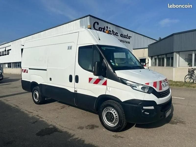 Utilisé 2018 Iveco Daily Van | 15 588 € - Image 1/4