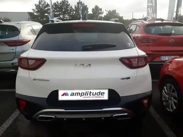 Occasion Kia Stonic GT-Line 100 ch (73 kW) 2022 Blanc SUV