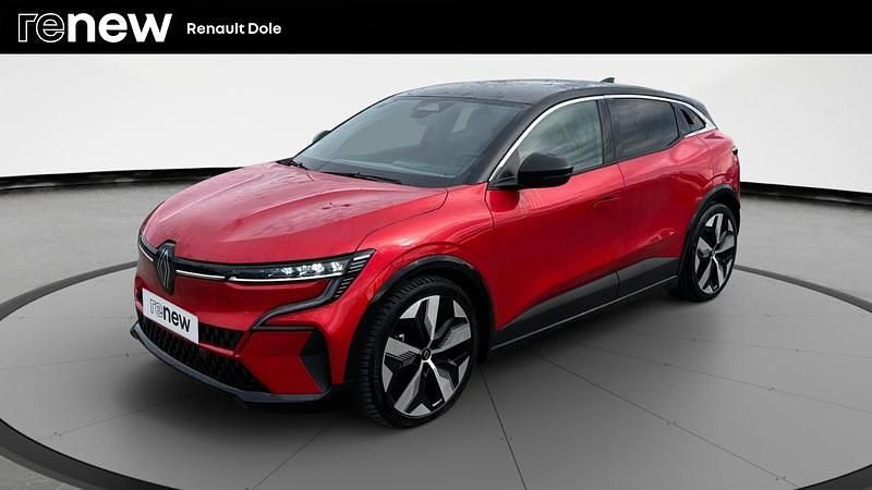 Rouge Occasion 2022 Renault Megane E-Tech Techno Berline | 22 990 € (Prix assez cher) - Image 1/4