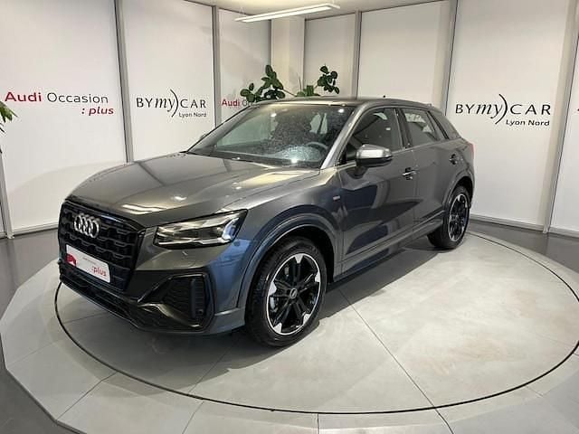 Gris daytona nacré Occasion 2025 Audi Q2 S-Line SUV | 38 626 € (Prix cher) - Image 1/4