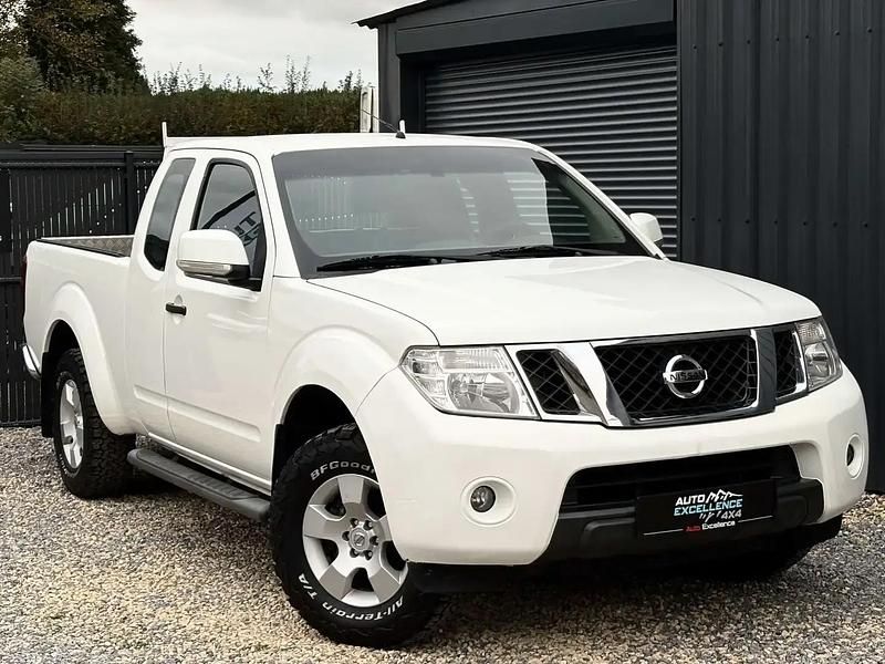 Blanc Utilisé 2010 Nissan Navara Pick-up | 13 990 € (Prix juste) - Image 1/4