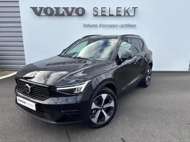 Noir onyx métallisé Occasion 2025 Volvo XC40 Plus SUV | 38 500 € - Image 1/4