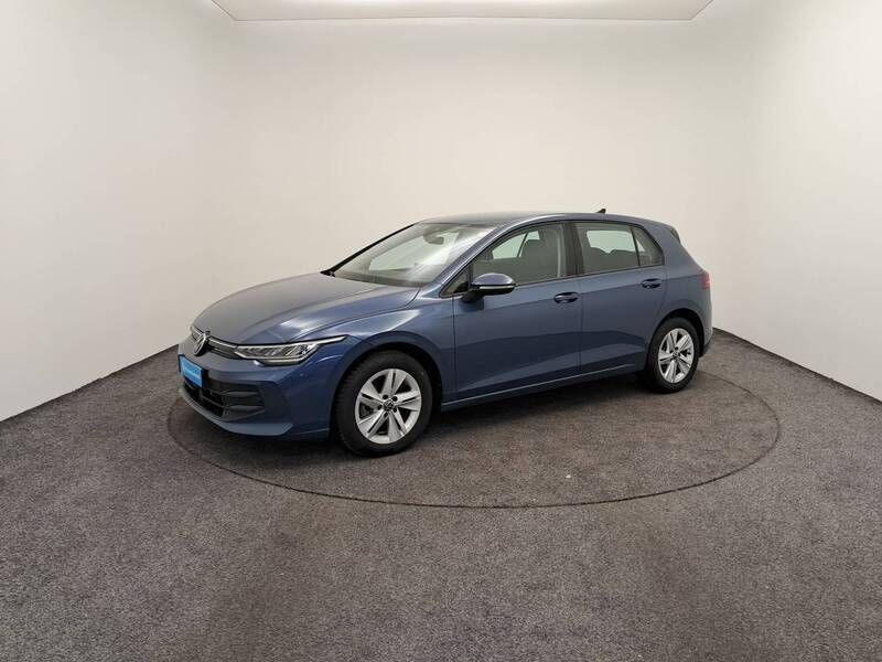 Bleu Utilisé 2024 VW Golf VIII Berline | 27 990 € (Prix juste) - Image 1/3