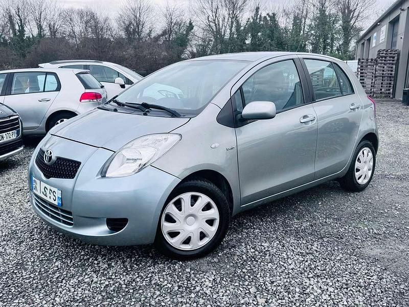 Occasion Toyota Yaris Sol 90 ch (66 kW) 2006 Gris Berline