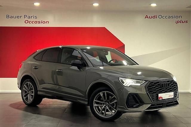Gris chronos métallisé Utilisé 2023 Audi Q3 Sportback S-Line SUV | 44 980 € - Image 1/4