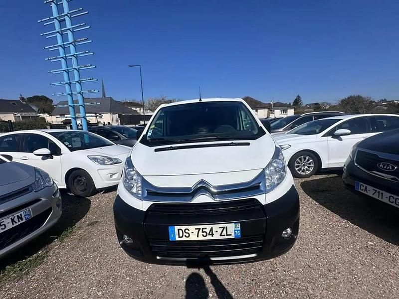 Blanc Utilisé 2015 Citroën Jumpy Comfort Monospace | 7 800 € - Image 1/4