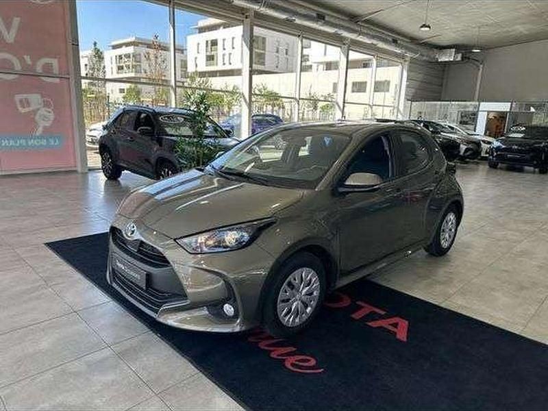 Utilisé 2023 Toyota Yaris Hybrid Business Edition Berline | 18 980 € (Bon prix) - Image 1/1