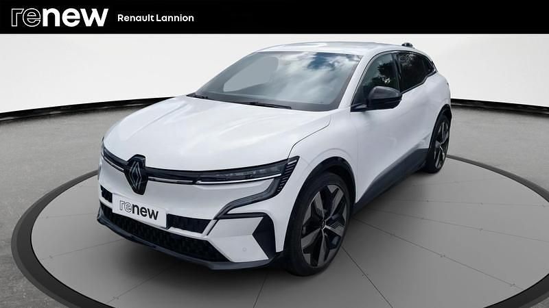 Blanc Occasion 2022 Renault Megane E-Tech Techno Berline | 24 980 € (Prix juste) - Image 1/4