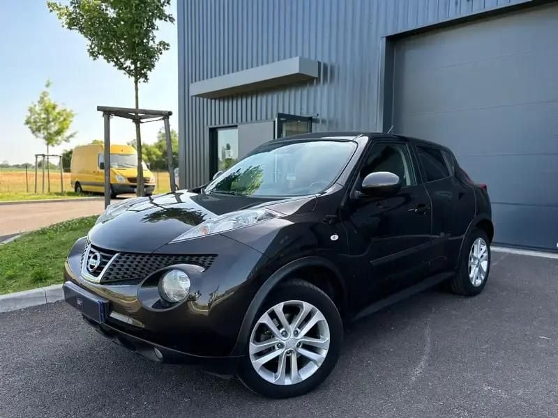 Noir Utilisé 2011 Nissan Juke Tekna SUV | 8 990 € (Prix cher) - Image 1/4