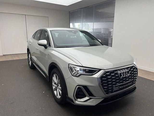 Argent rosée métallisé Utilisé 2024 Audi Q3 Sportback S-Line SUV | 50 990 € (Prix cher) - Image 1/4