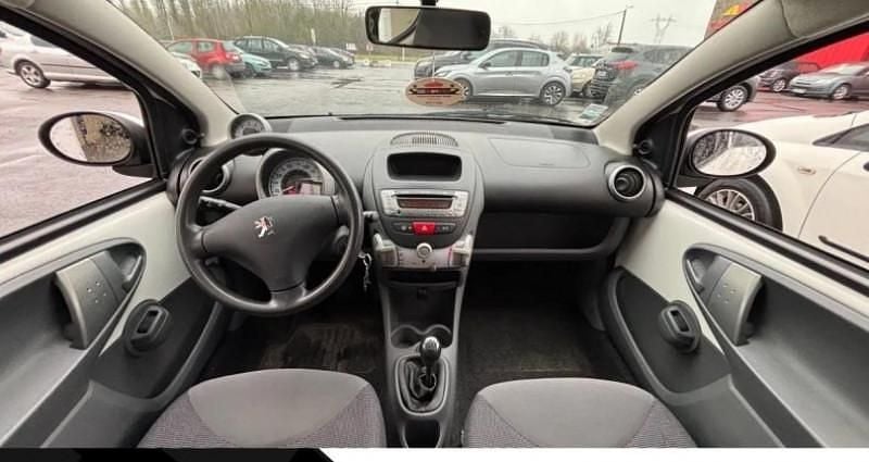Occasion Peugeot 107 54 ch (39 kW) 2007 Blanc Citadine