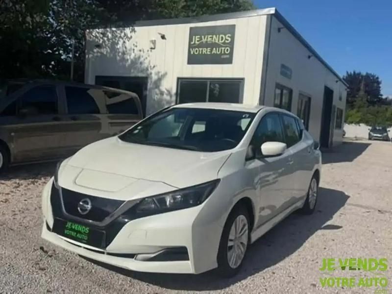 Blanc Utilisé 2017 Nissan Leaf Citadine | 10 990 € (Prix juste) - Image 1/4