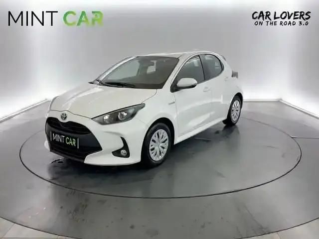 Blanc Occasion 2021 Toyota Yaris Berline | 16 490 € - Image 1/4