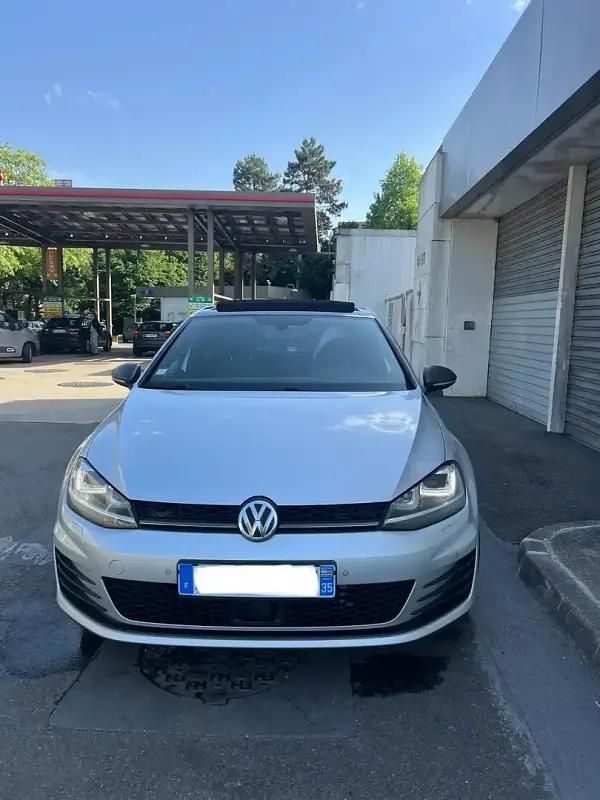 Utilisé 2015 VW Golf VII GTD Berline | 17 000 € (Prix juste) - Image 1/4