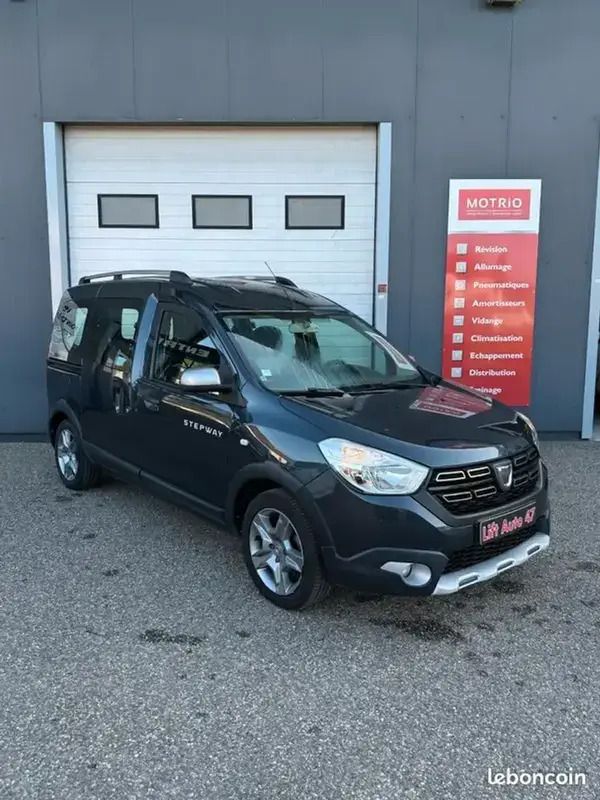 Gris Utilisé 2019 Dacia Dokker Stepway Van | 11 490 € (Prix juste) - Image 1/4