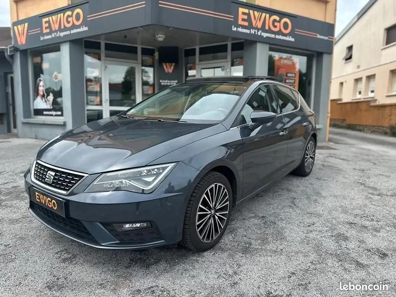 Gris Utilisé 2019 Seat Leon XCELLENCE Berline | 15 980 € (Bon prix) - Image 1/4