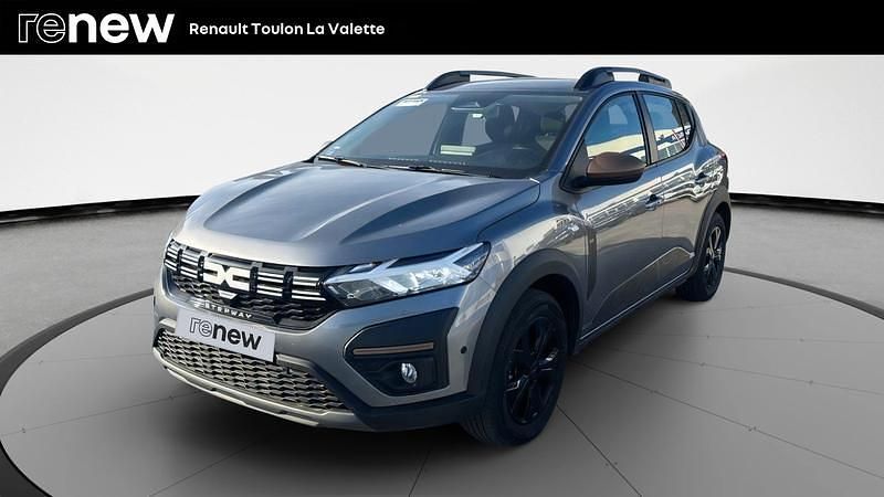 Gris Utilisé 2025 Dacia Sandero Extreme Citadine | 17 990 € (Prix assez cher) - Image 1/4