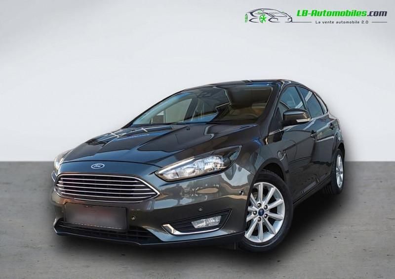 Utilisé 2015 Ford Focus Berline | 14 200 € (Prix juste) - Image 1/4