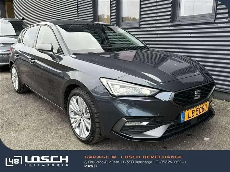 Gris Utilisé 2024 Seat Leon FR Berline | 32 810 € (Prix cher) - Image 1/4
