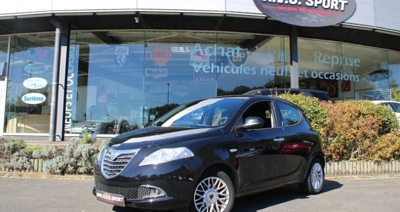 Utilisé 2014 Lancia Ypsilon Citadine | 5 980 € - Image 1/4