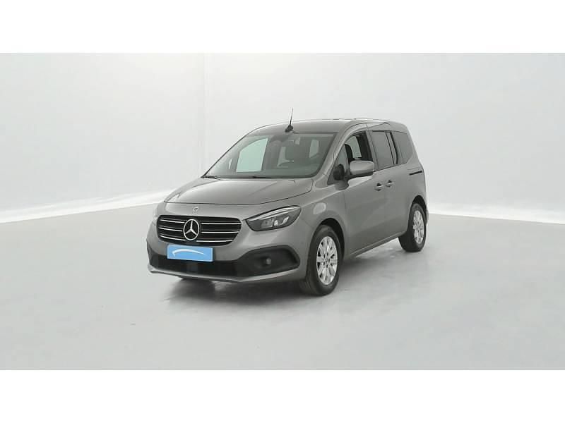 Gris Utilisé 2023 Mercedes 180 Progressive Berline | 31 490 € (Prix juste) - Image 1/4