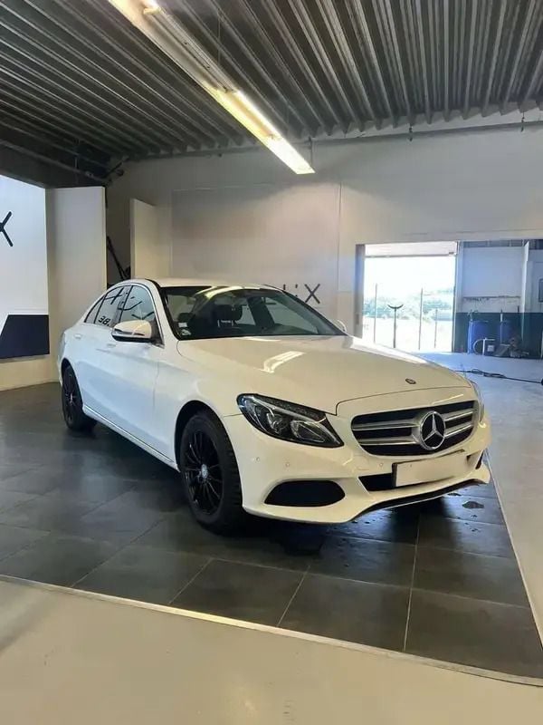 Utilisé 2016 Mercedes C180 Berline | 15 000 € (Bon prix) - Image 1/4