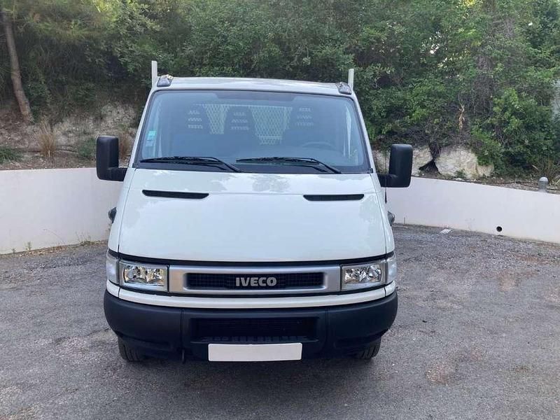 Occasion Iveco Daily 67 ch (49 kW) 2002 Blanc Van