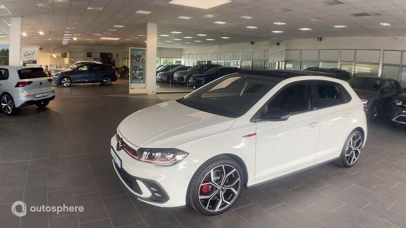 Blanc pur toit noir Utilisé 2024 VW Polo GTI Berline | 32 990 € (Prix cher) - Image 1/4